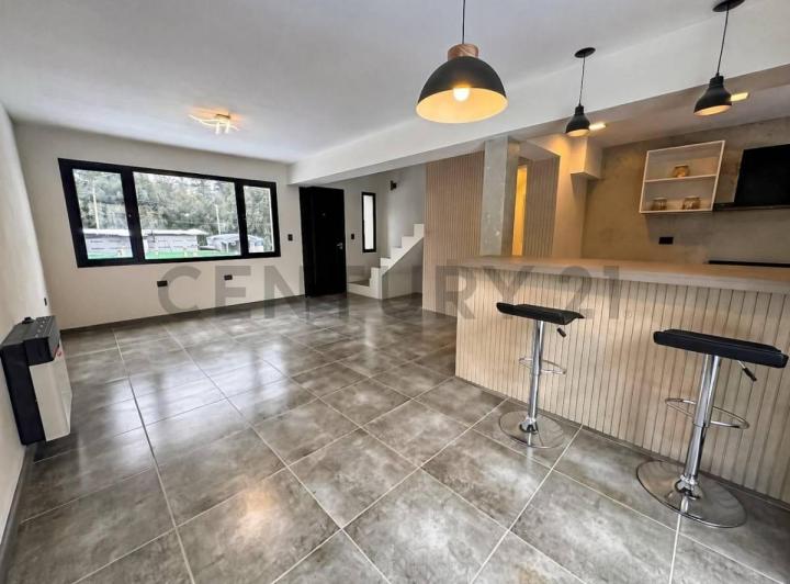 Casa · 72m² · 3 Ambientes · 1 Cochera