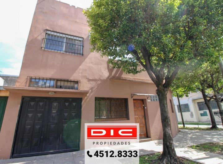PH · 106m² · 5 Ambientes · 1 Cochera