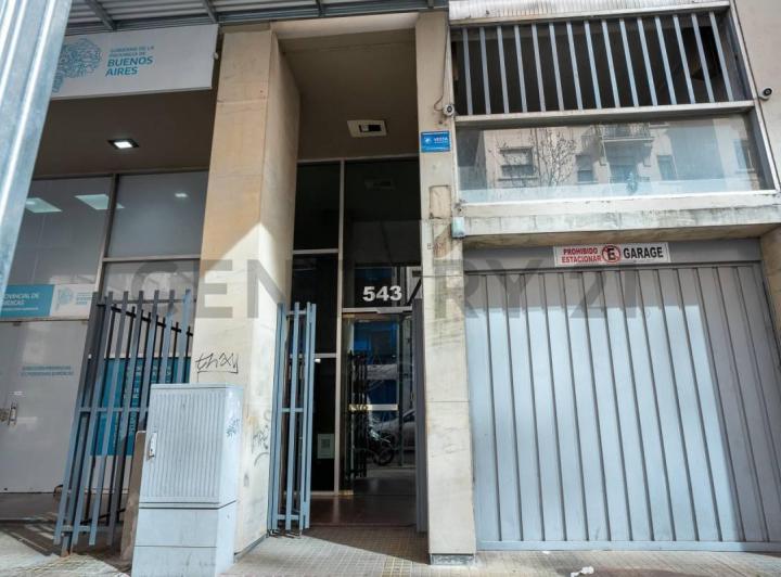 Departamento · 144m² · 6 Ambientes · 1 Cochera