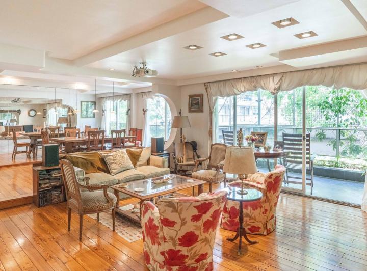 Departamento · 190m² · 5 Ambientes · 1 Cochera