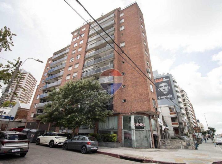 Departamento · 116m² · 6 Ambientes · 1 Cochera