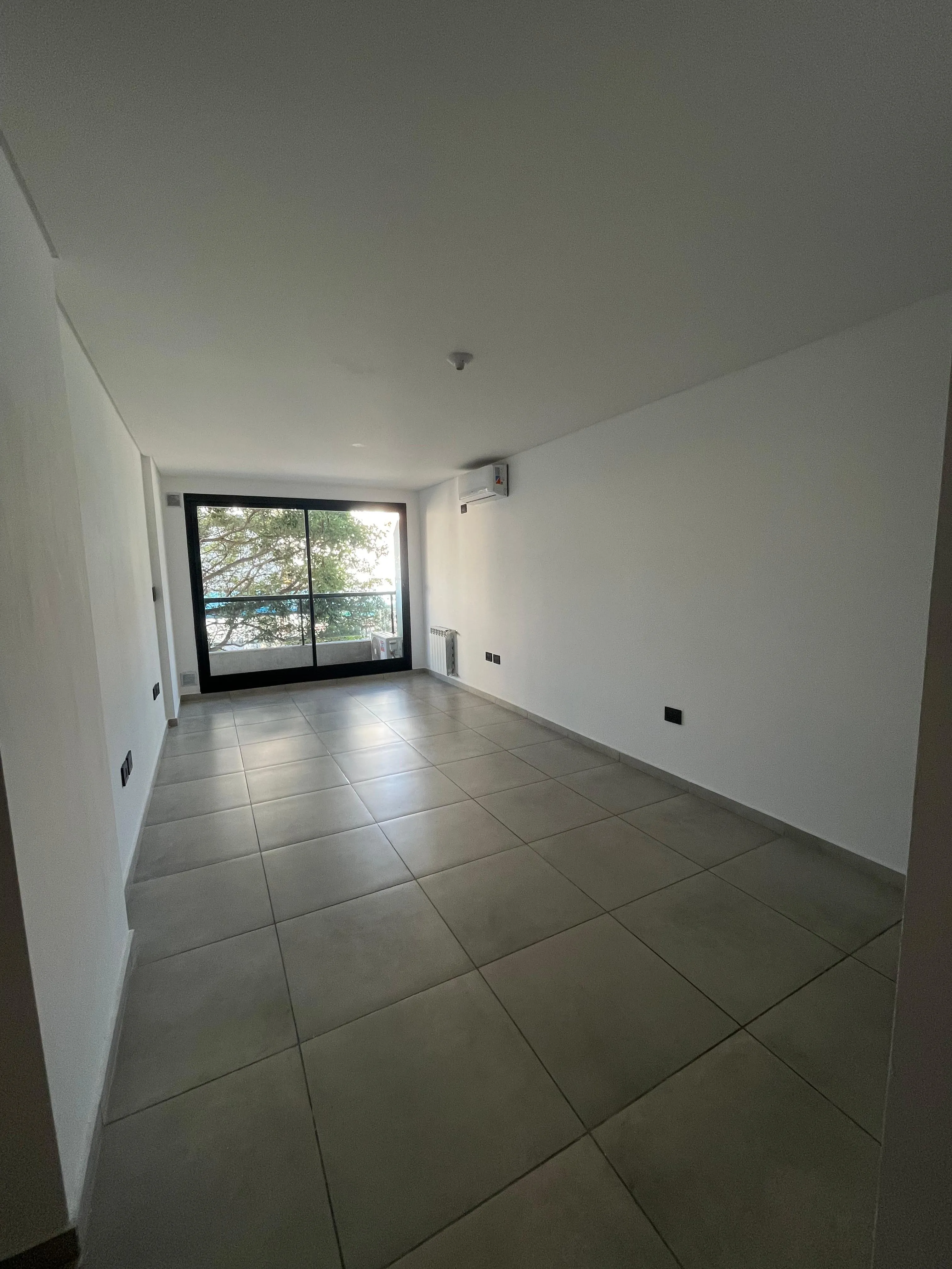 VENTA- CATEGORIA COFICO  2 DORMITORIOS 2 BAÑOS - CON COCHERA-
