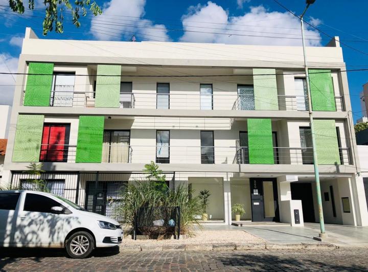 Departamento · 90m² · 4 Ambientes · 2 Cocheras