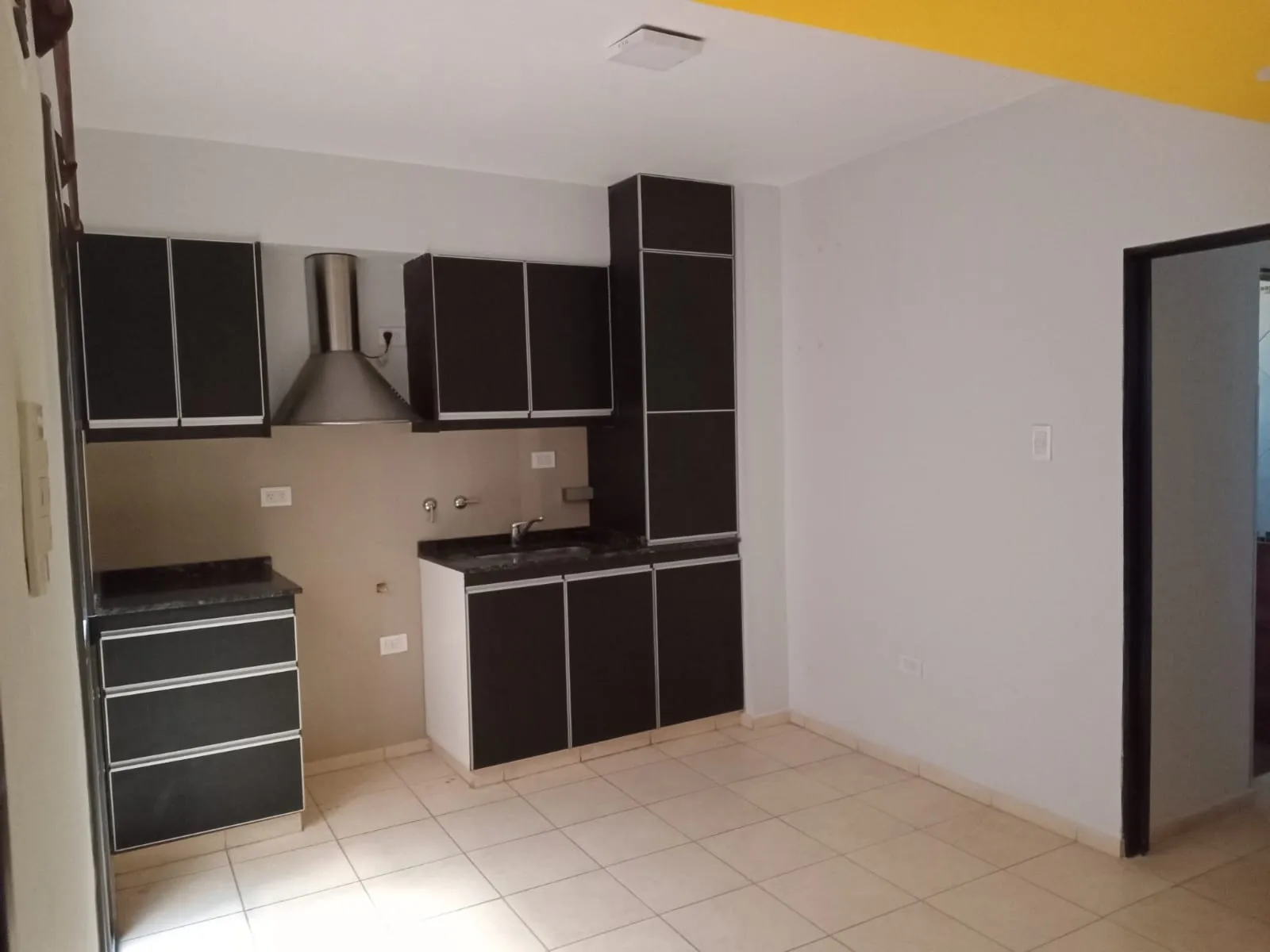 DEPARTAMENTO DE CATEGORIA EN BARRIO PARQUE SAN VICENTE