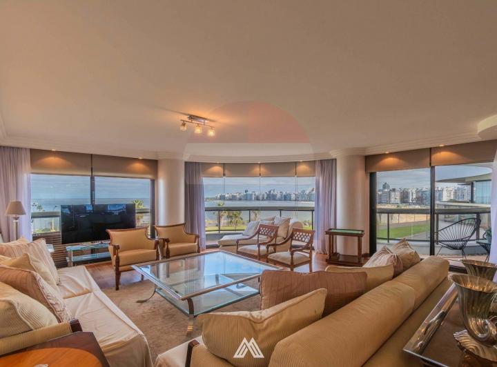 Departamento · 210m² · 5 Ambientes · 2 Cocheras