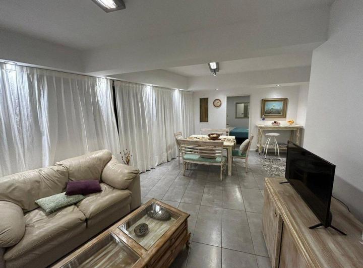 Departamento · 68m² · 4 Ambientes · 1 Cochera