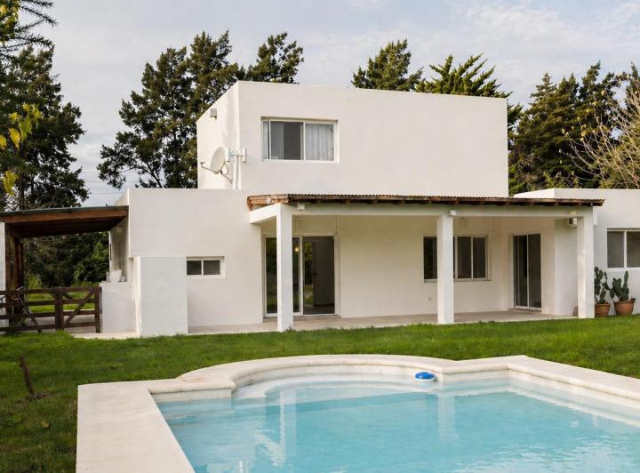 Casa · 109m² · 4 Ambientes · 2 Cocheras