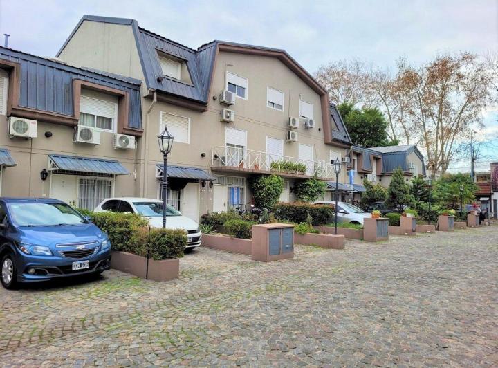 Casa · 96m² · 4 Ambientes · 1 Cochera