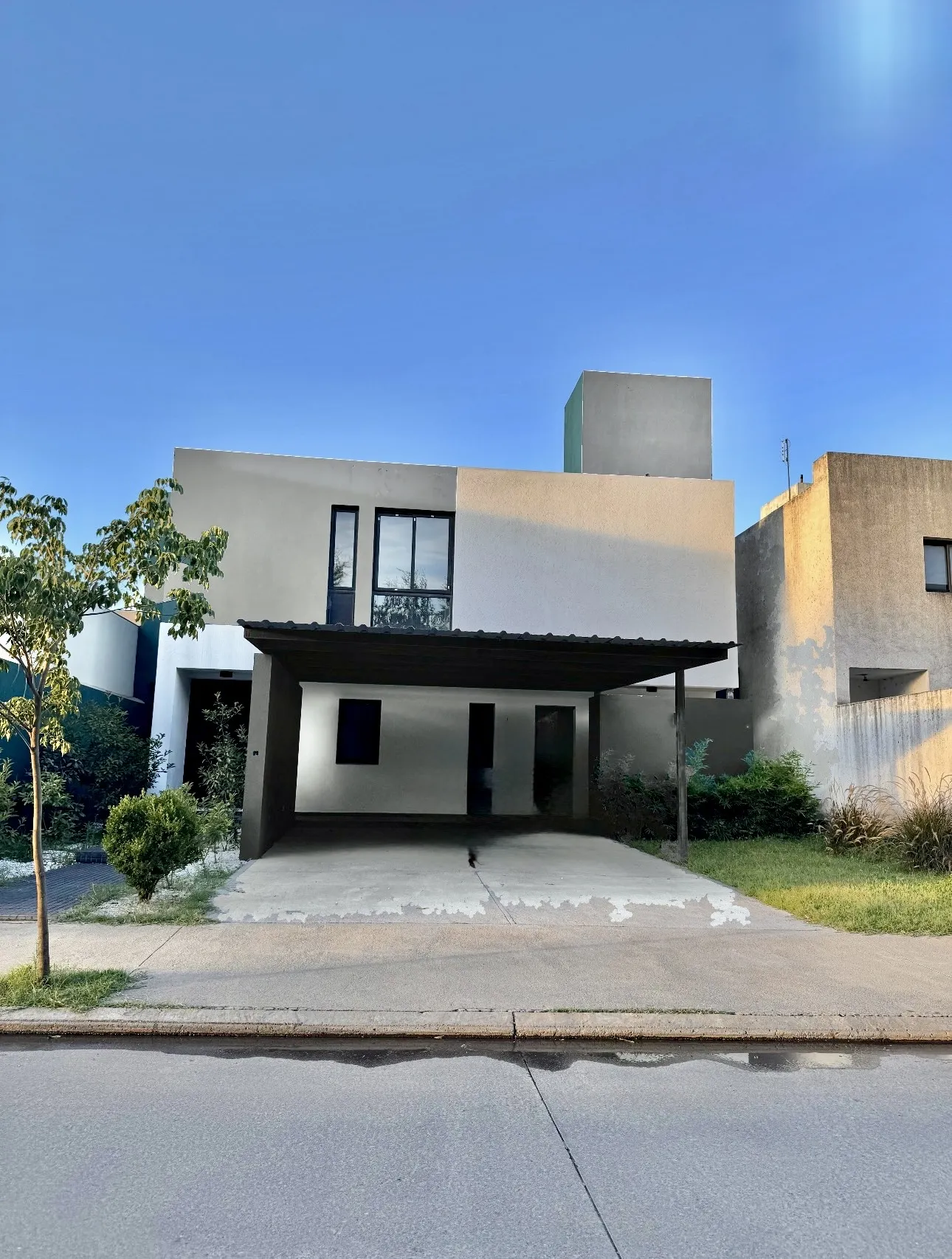 Vendo CASA en Claros del Bosque 365m terreno con pileta