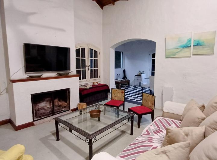 Casa · 220m² · 4 Ambientes
