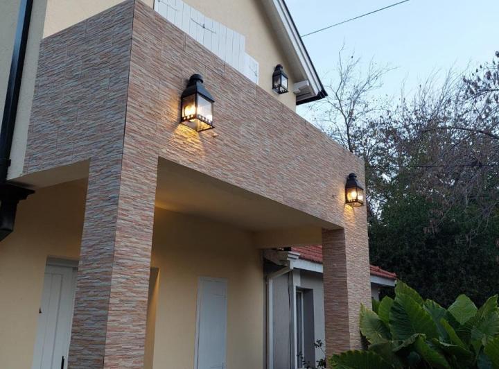 Casa · 80m² · 2 Dormitorios