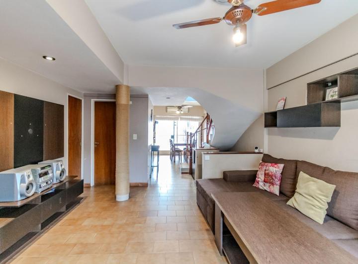 Casa · 127m² · 4 Ambientes · 1 Cochera