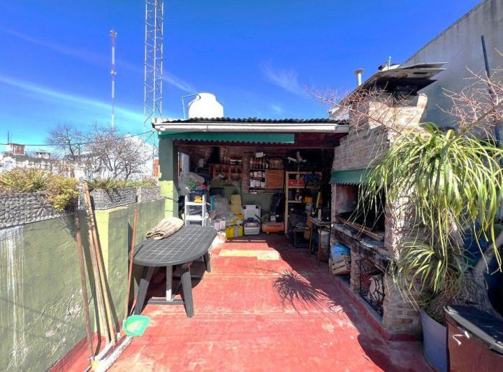 Casa · 95m² · 7 Ambientes · 1 Cochera
