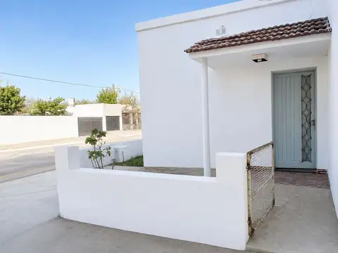 Casa en Alquiler en General Acha, Utracán
