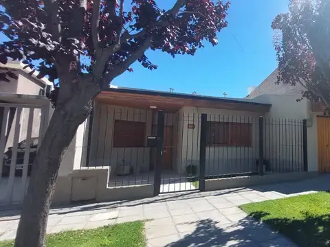 Casa en Venta en General Roca, Río Negro