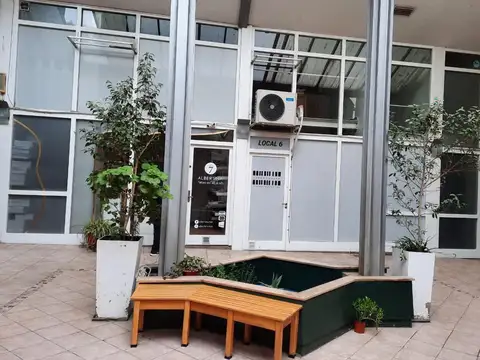 Local en Alquiler en Neuquen, Confluencia