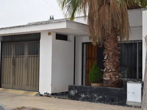 Casa en Venta en Gobernador Benegas, Godoy Cruz