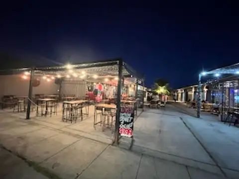 Local en Venta en Luzuriaga, Maipú