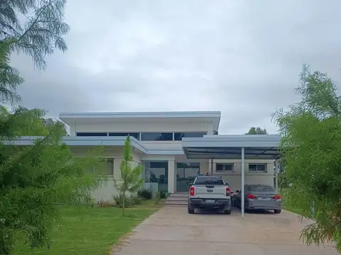 Casa en Alquiler en Puerto Roldan, Countries y Barrios Cerrados en Roldan