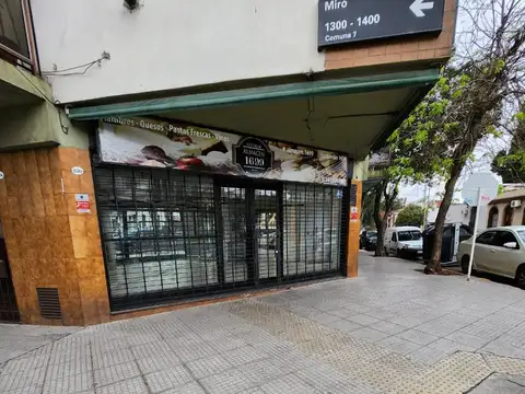 Local en Venta en Parque Chacabuco, CABA