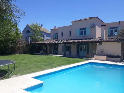 Casa en Alquiler Temporal en Laguna Del Sol, Countries y Barrios Cerrados en Tigre