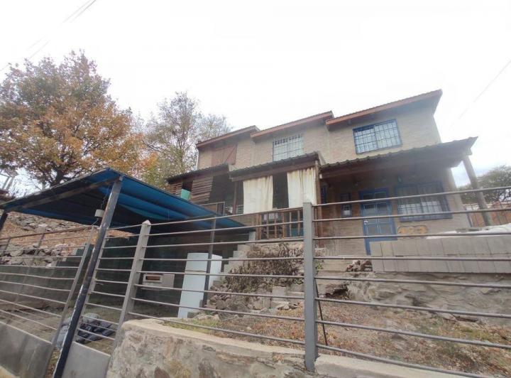 Casa · 165m² · 6 Ambientes · 2 Cocheras