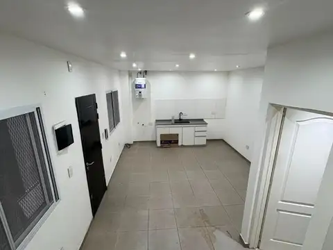 Casa en Alquiler en Villa Centenario, Partido de Lomas de Zamora