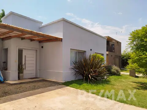 Casa en Alquiler en La cañada de Pilar, Countries y Barrios Cerrados en Pilar