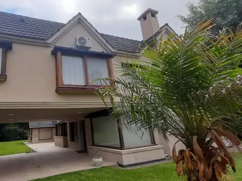 Casa en Alquiler en Club El Carmen, Countries y Barrios Cerrados en Berazategui