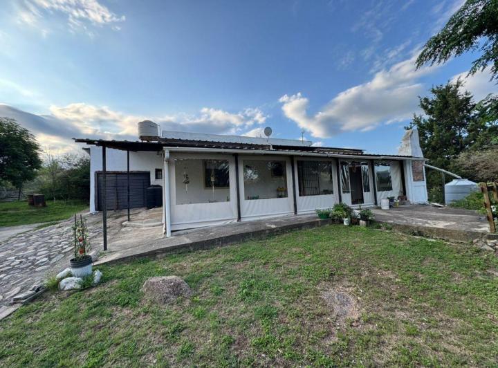 Casa · 160m² · 6 Ambientes · 1 Cochera