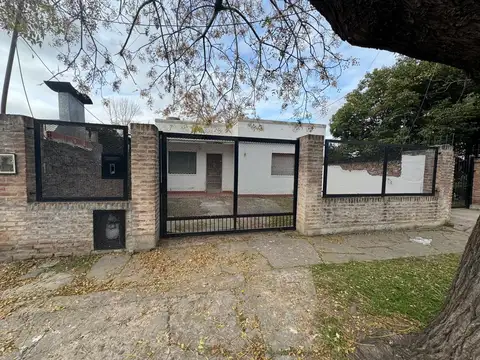 Casa en Venta en Rafael Calzada, Partido de Almirante Brown