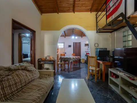 Casa en Venta en Melchor Romero, Partido de La Plata