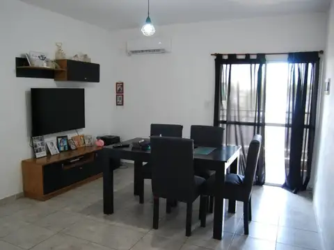 Departamento en Venta en Los Hornos, La Plata