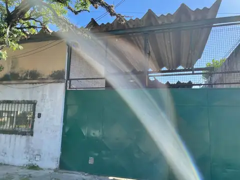 Galpón en Venta en Luis Guillon, Partido de Esteban Echeverría