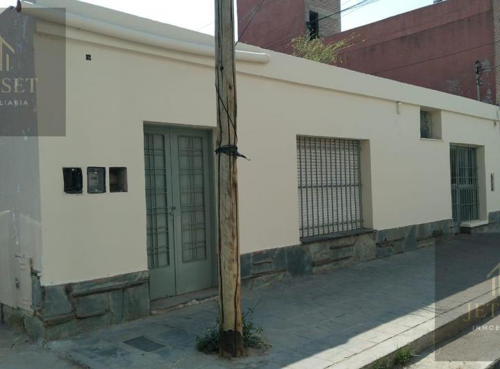 Casa · 623m² · 11 Ambientes · 1 Cochera