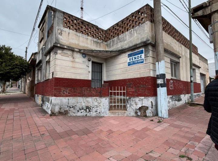 Casa · 120m² · 4 Ambientes · 1 Cochera