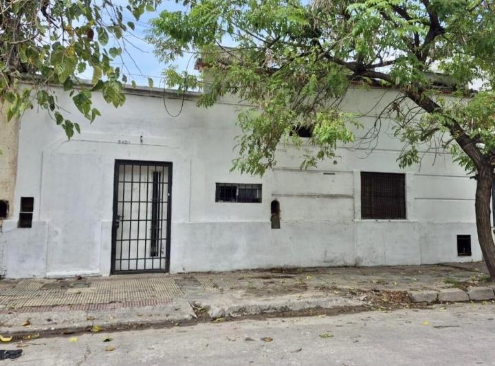 Casa · 200m² · 5 Ambientes