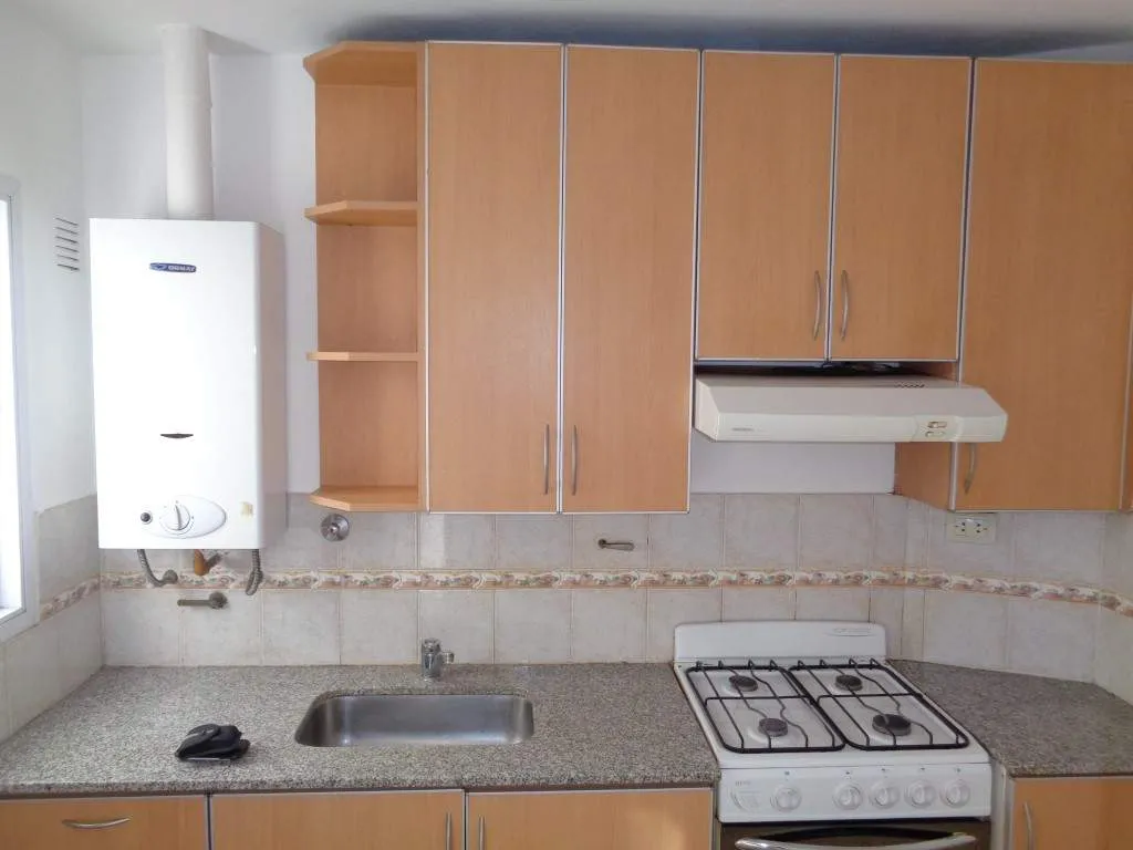Centro - ¡Sin Comisión Inmobiliaria! Excelente Departamento de Categoría, de 1 D...