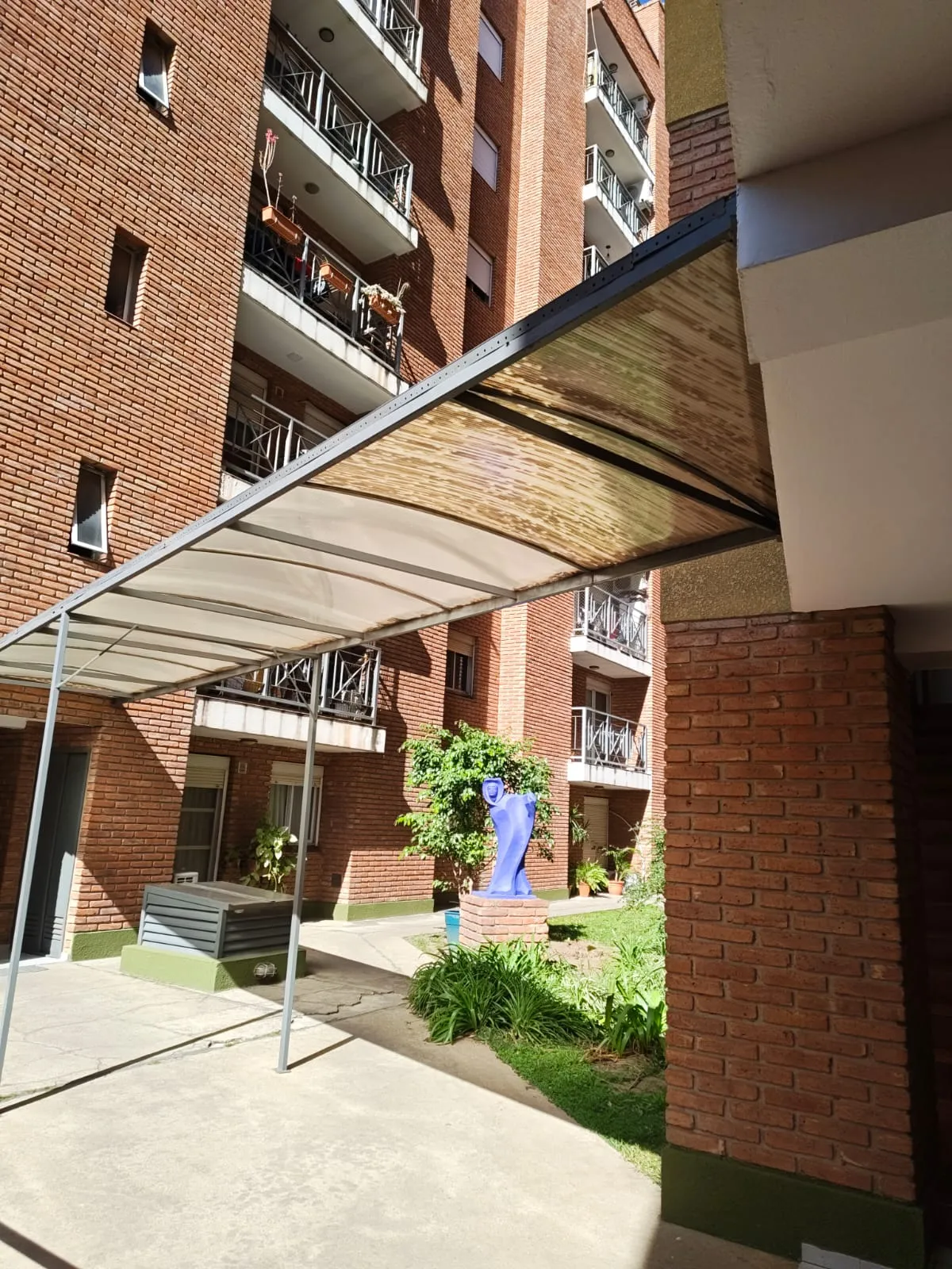 DEPTO EN VENTA RODRIGUEZ PEÑA 3 DORM COCHERA ALBERDI