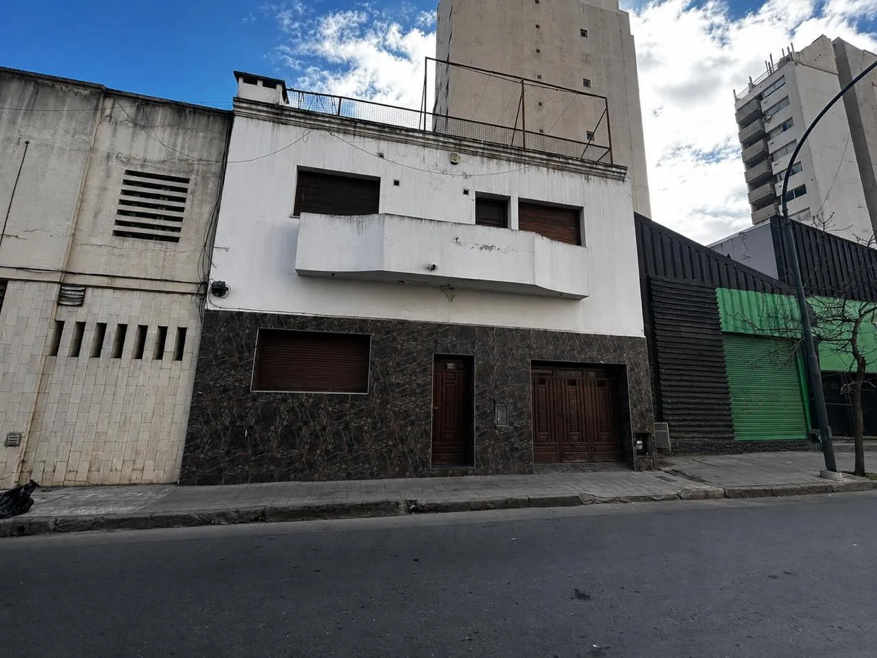 Casa en venta en Alberdi – Inversión con renta activa