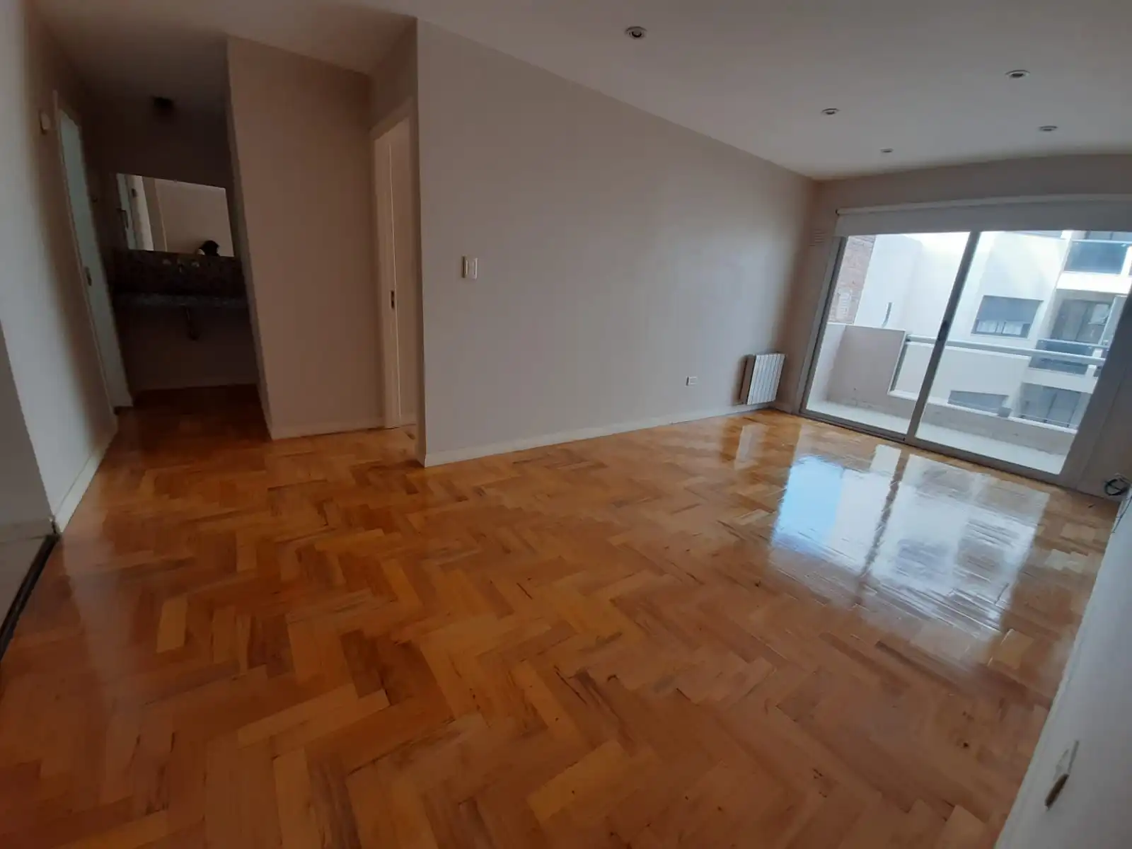 PRECIOSO  DPTO EN COFICO CON PILETA SOBRE CALLE MENDOZA 1334