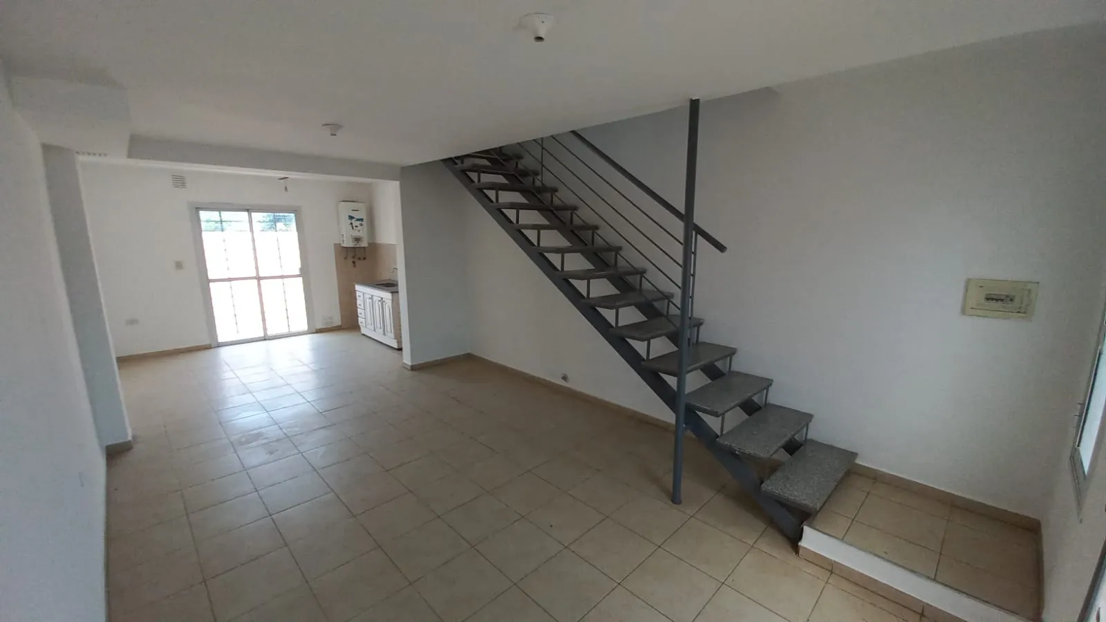 DUPLEX ALTO ALBERDI LA TABLADA 3312