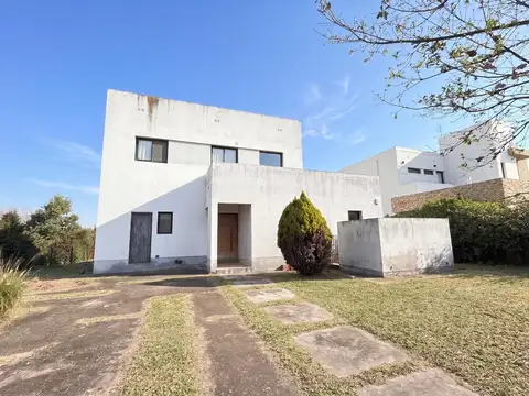 Casa en Venta en Los Nogales, Tafí Viejo