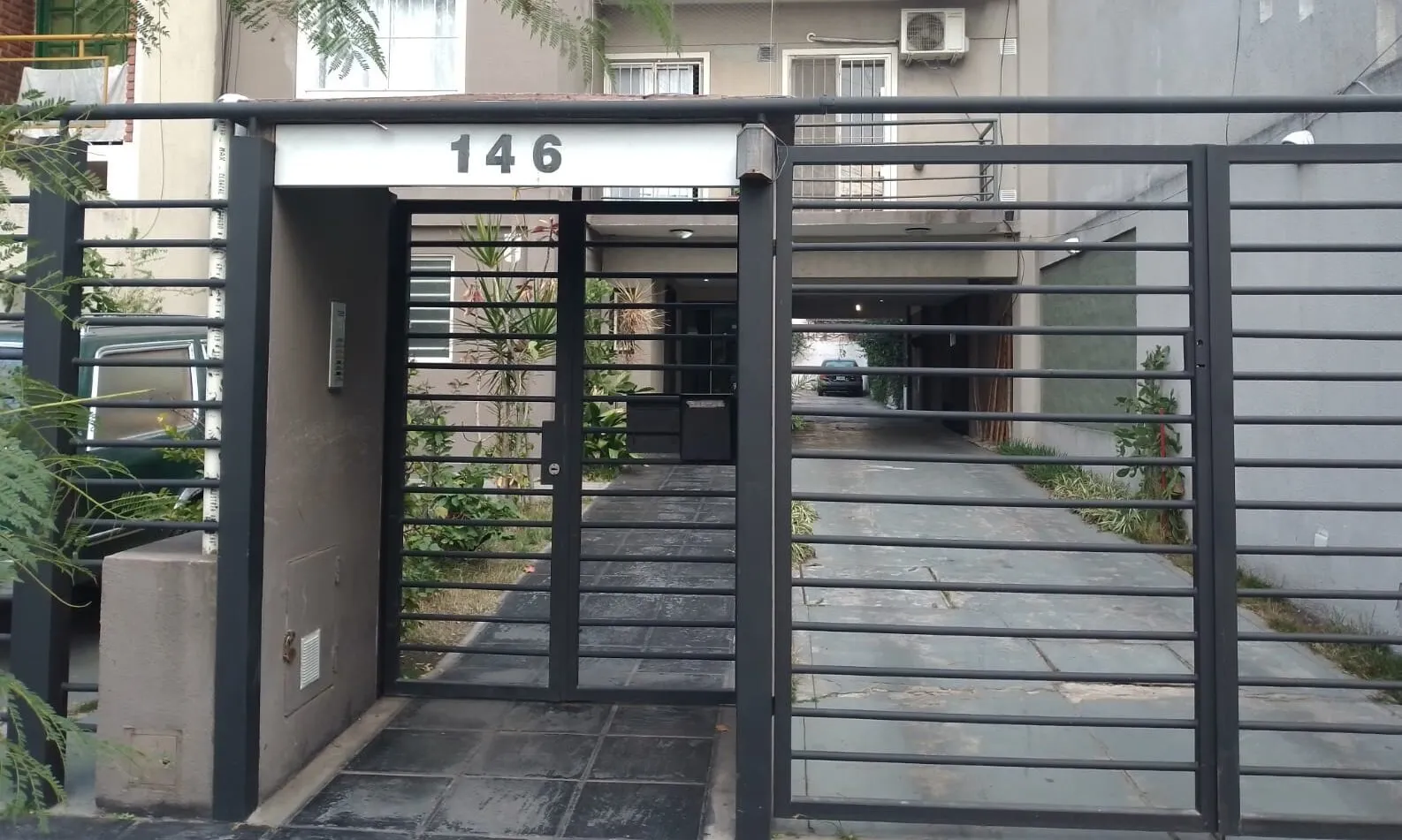Alquiler Departamento 2 ambientes con balcón en Moron Sur