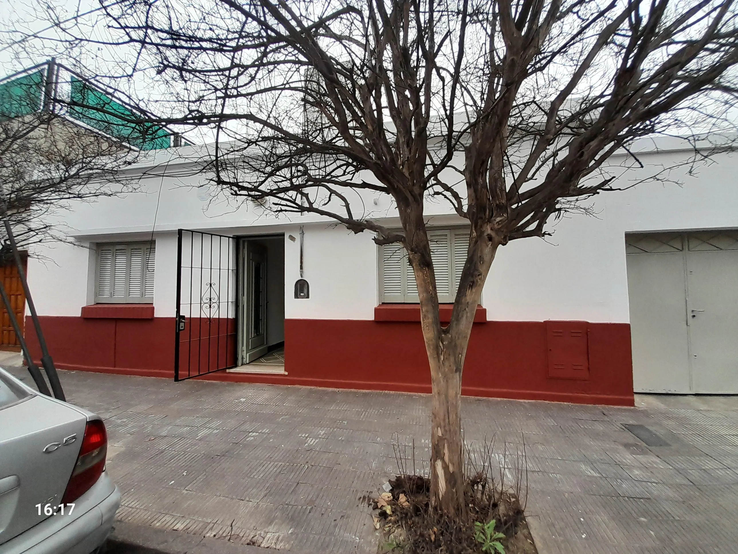 ALQUILO casa en B Alta Cordoba