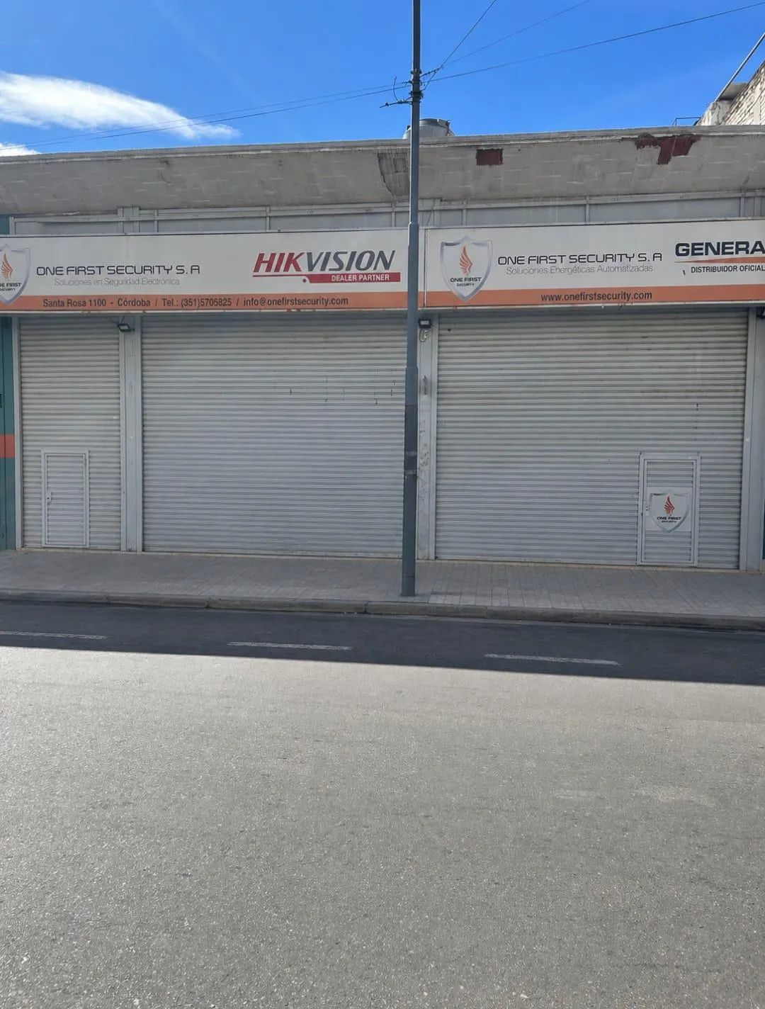 ALQUILER LOCAL SANTA ROSA CENTRO VIDRIERA OFICINAS