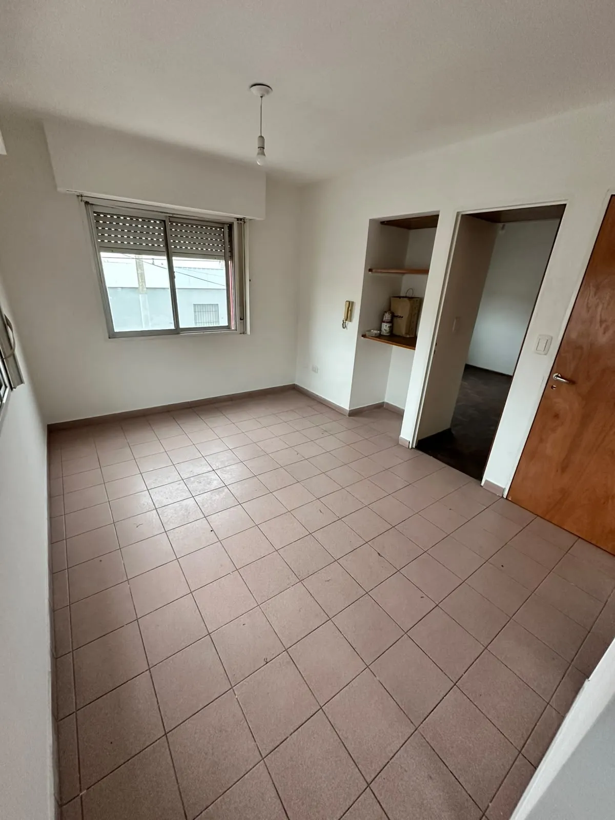 Alquilo depto un dormitorio, Barrio San Vicente!