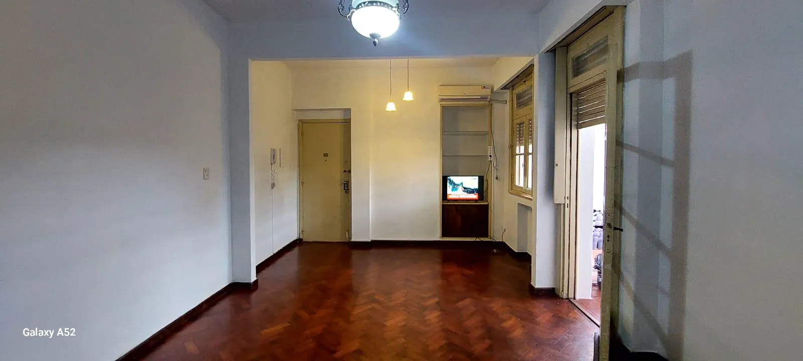 CENTRO VENDE DPTO 2 DOR 1 BAÑO, BALCON, PATIO y TERRAZA