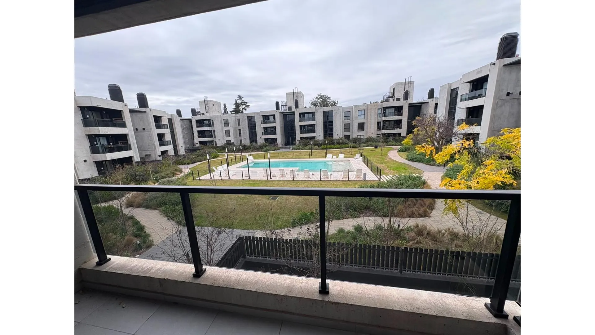 Garderie - 3 dorm c/cochera - Condominio Privado - Amenities