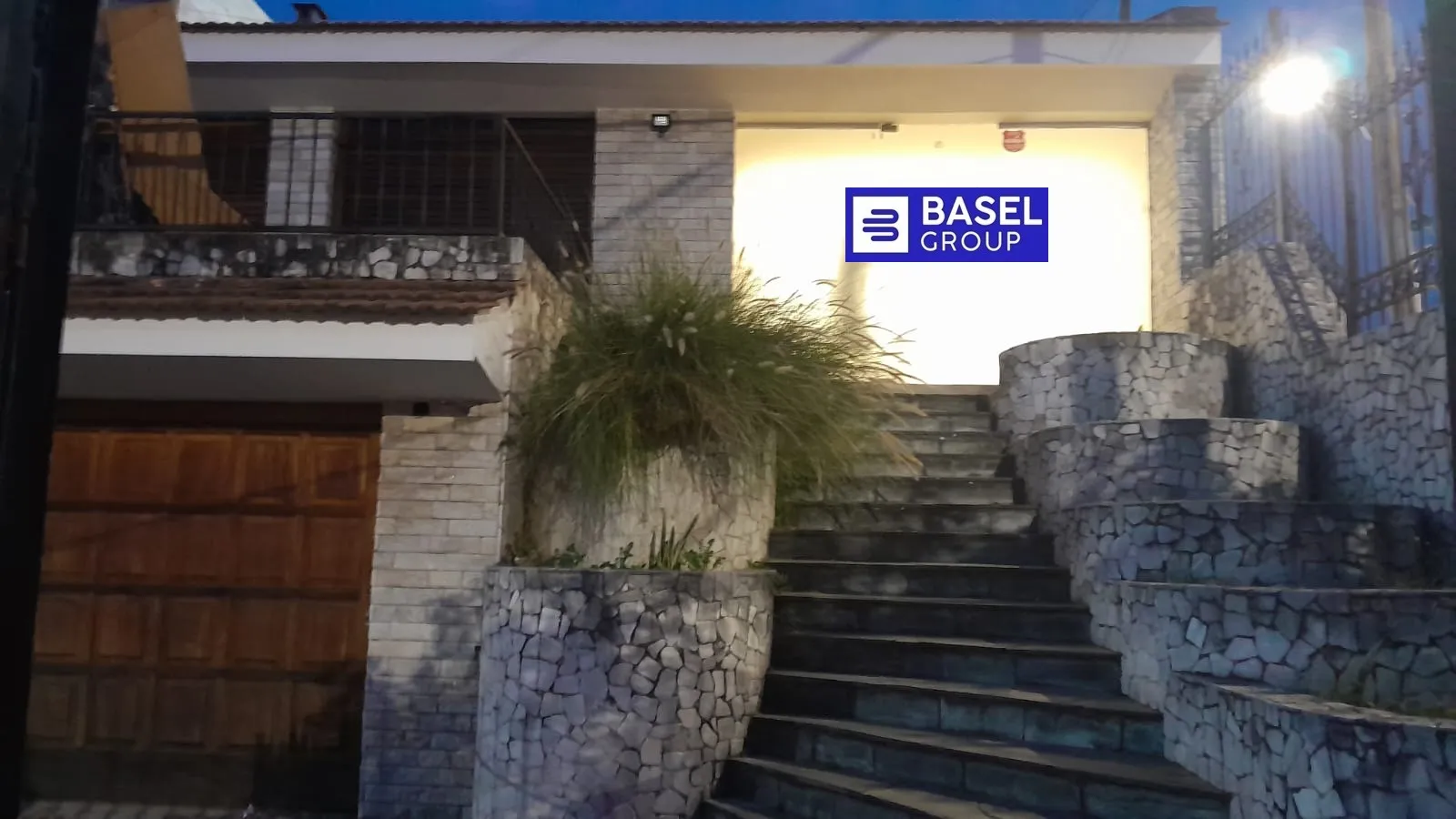 ALQUILER COMERCIAL DE INMUEBLE DE 560m2 AV. VIRGEN DE LA MERCED